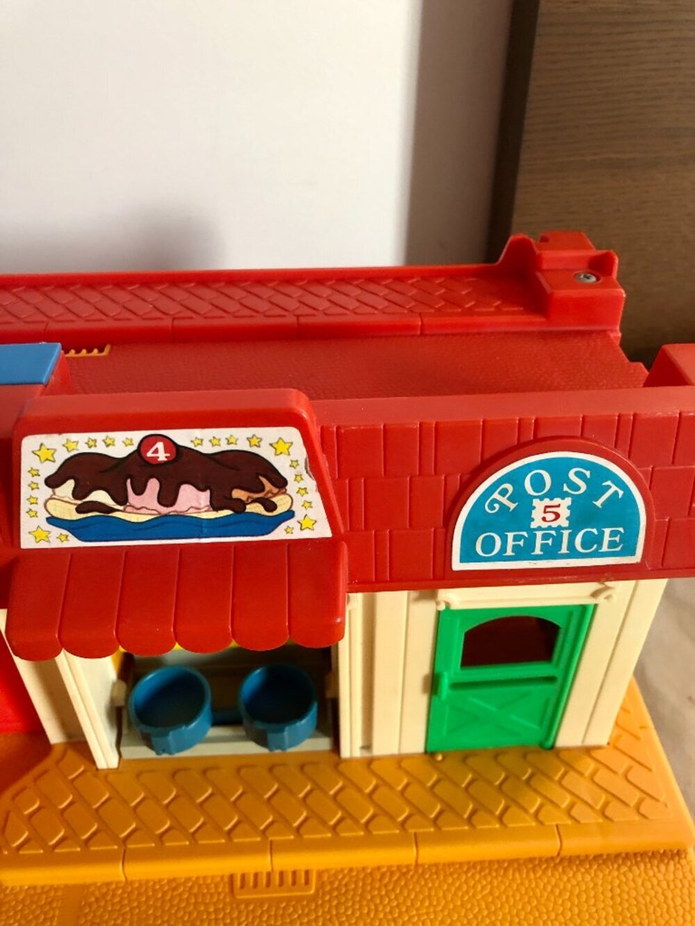 Fisher Price Little People Main Street House Village Mail #2500 Vintage 1986 - Picture 6 of 16